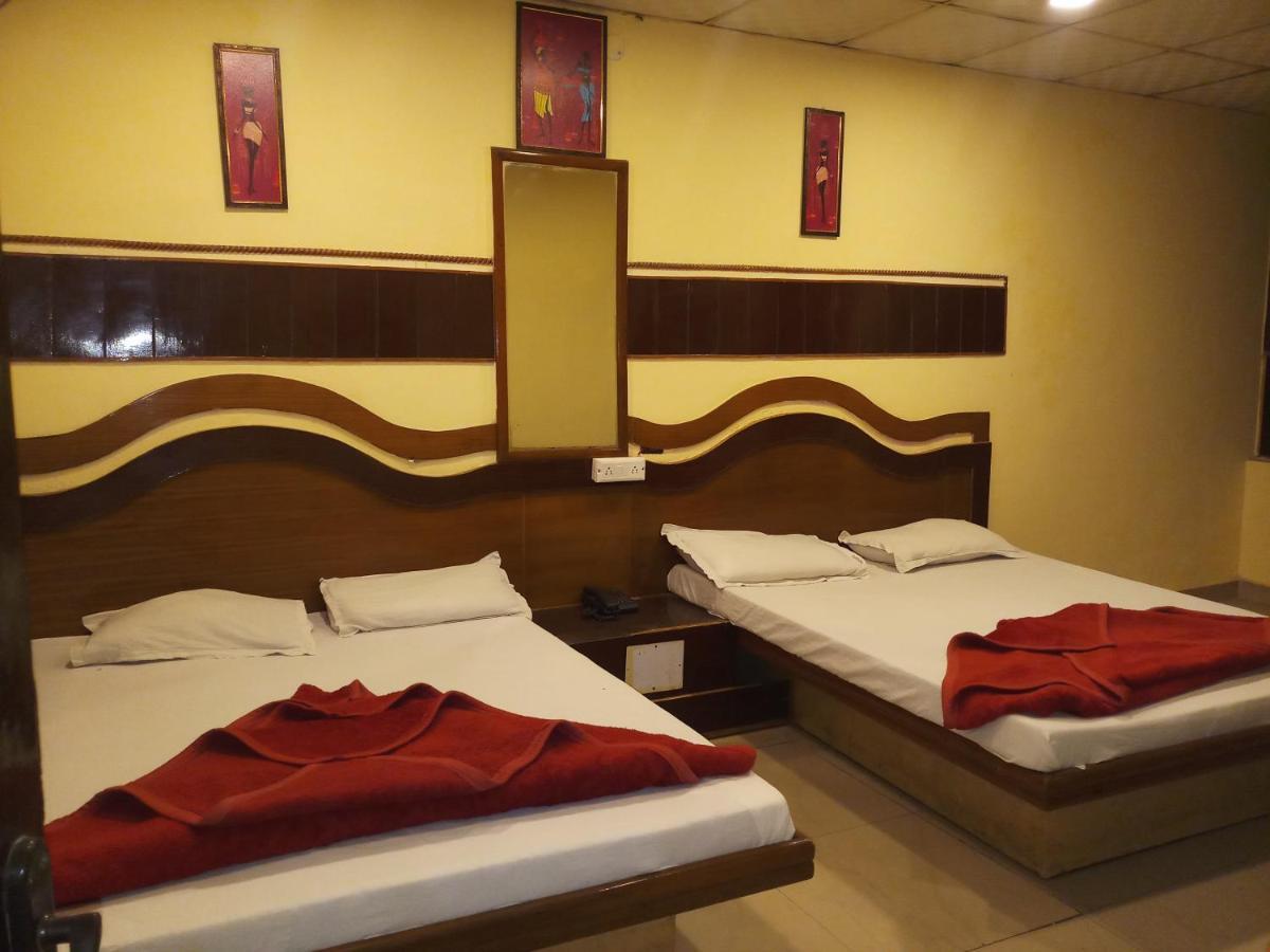 Hotel Diplomat Inn Nowe Delhi Zewnętrze zdjęcie